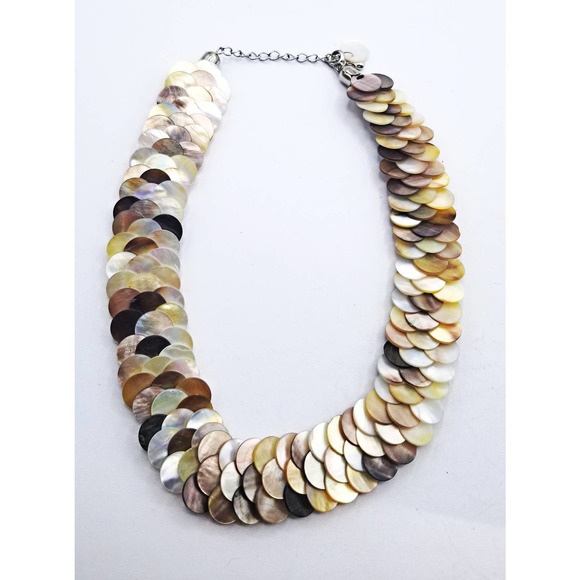 Vintage Mother of Pearl Necklace - Picture 2 of 5